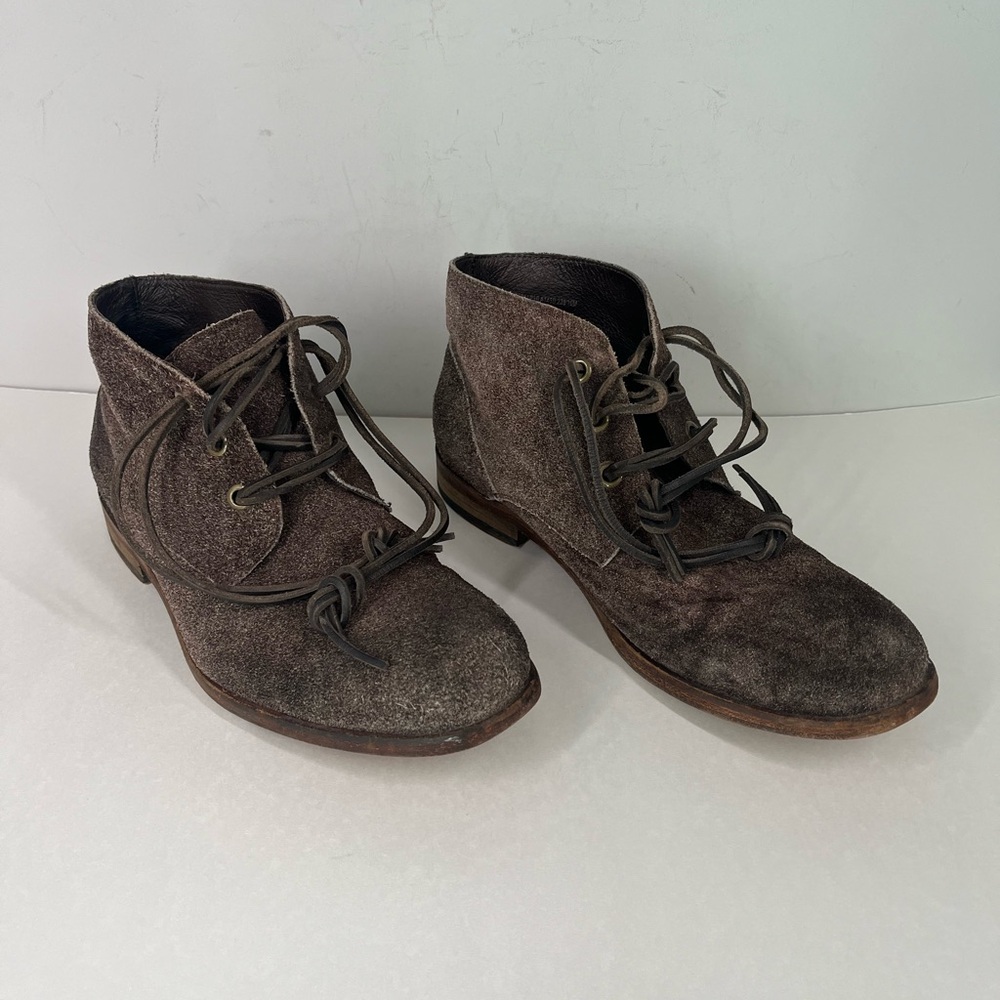 Men's Brown Suede Lace-Up Ankle Boots